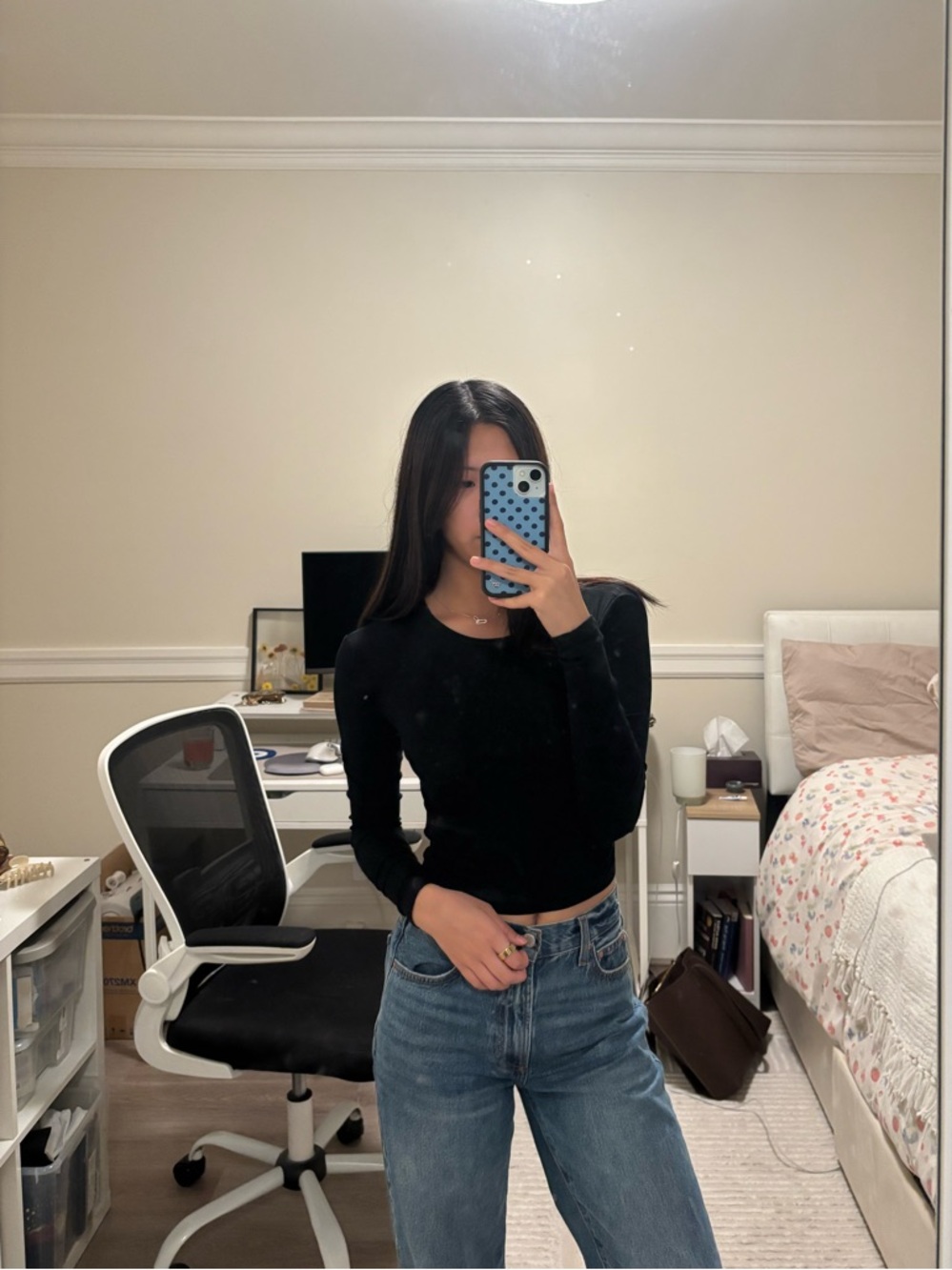 Aritzia black long sleeve
